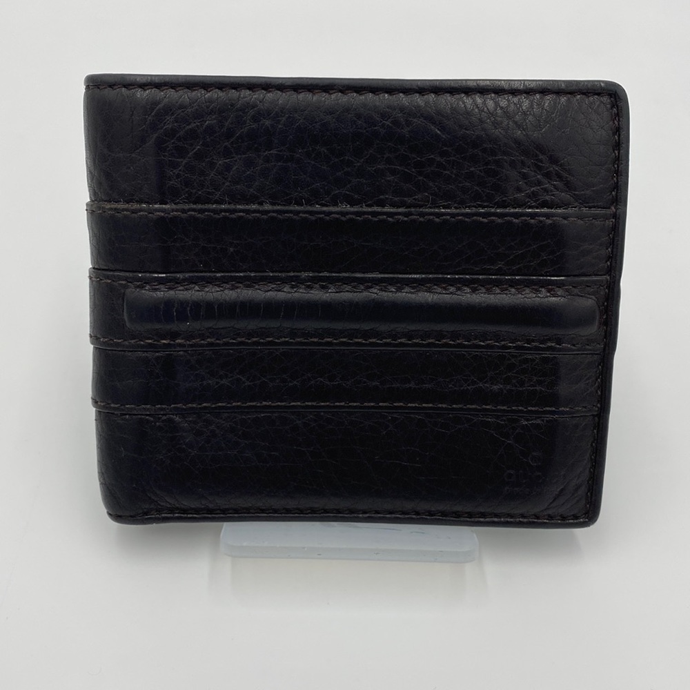 💯 AUTH. Gucci brown leather bifold